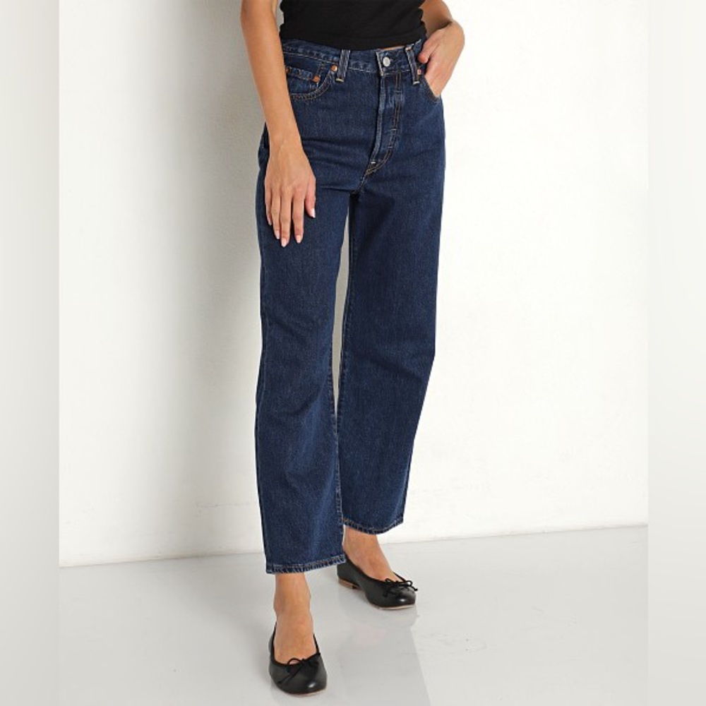 Levi’s ribcage straight ankle jeans, size 27x27 dark wash
